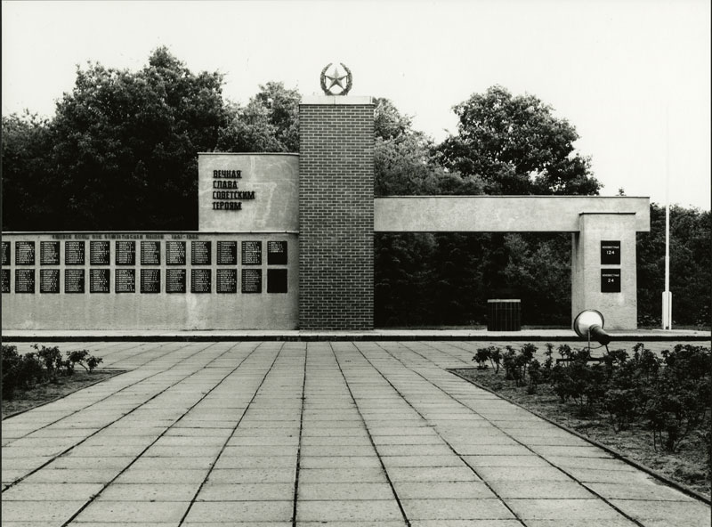 Früheres sowjetisches Ehrenmal